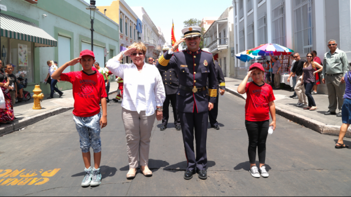 TusAmigosLosBomberos conmemoran su origen con parada en Ponce