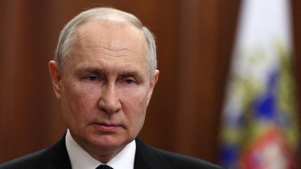  Putin advierte severas consecuencias para los que opten por “el camino de la traición“ 