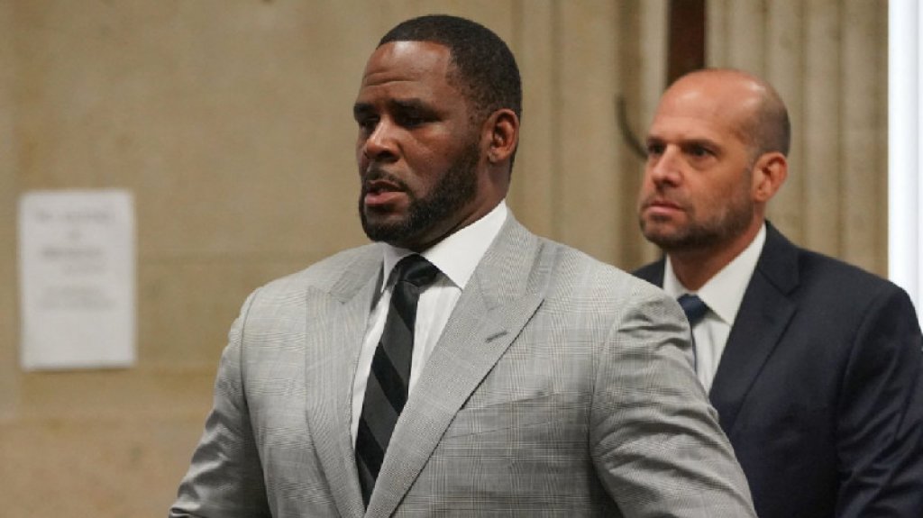  R. Kelly suma nueva condena, ahora por pornografía infantil 