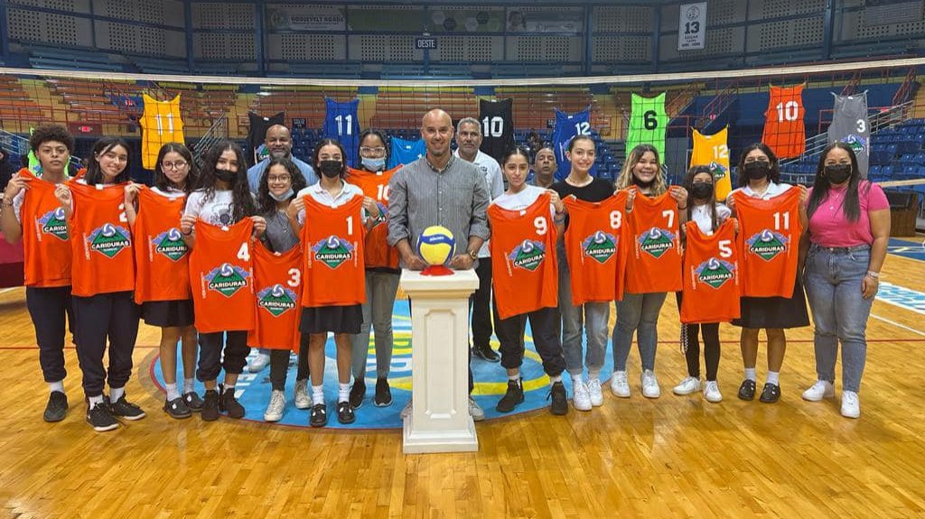  Niños y jóvenes inundan de colores coliseo deportivo en Fajardo 