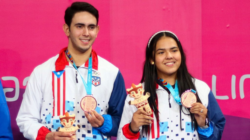  Adriana Díaz y Brian Afanador marcan un hito como abanderados para las Olimpiadas 