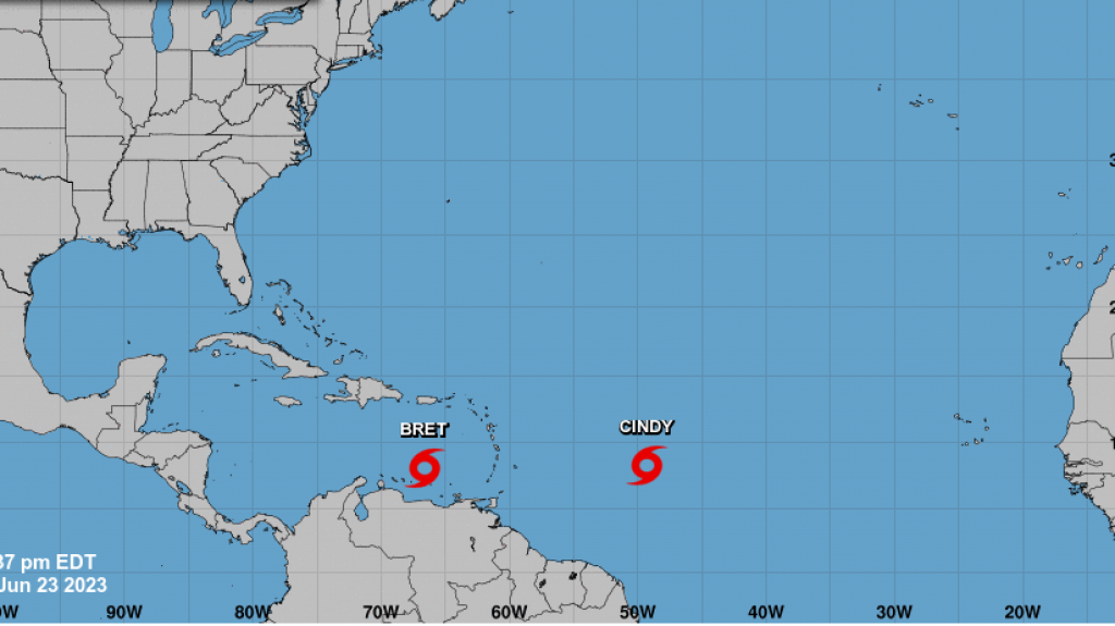  Tormentas tropicales Bret y Cindy: Bret pierde fuerza en el Caribe, Cindy detiene su intensificación 