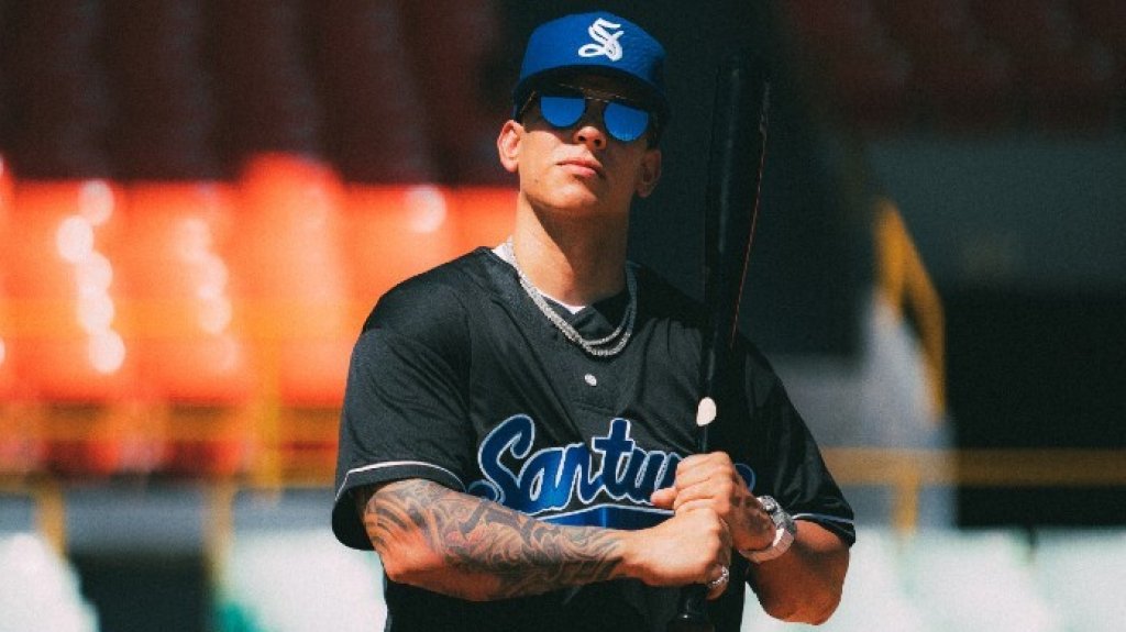  Daddy Yankee es nuevo apoderado del equipo de pelota Los Cangrejeros de Santurce 