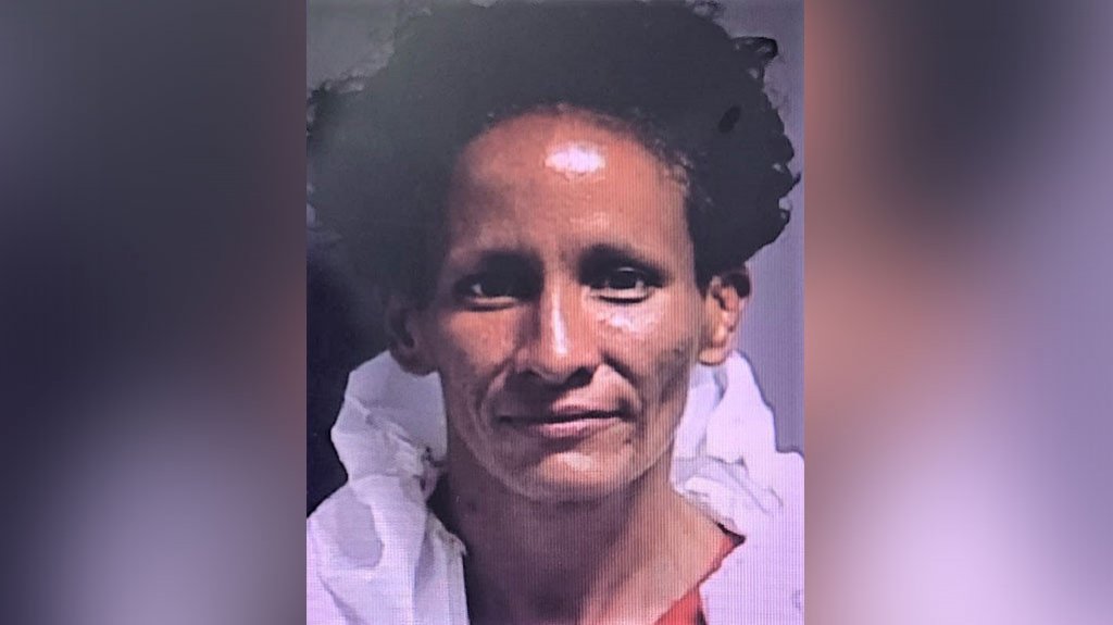  Envían a prisión a mujer acusada de un robo por carjacking en Ponce 