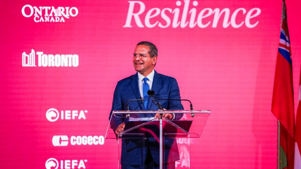  Gobernador promociona Puerto Rico en foro global 