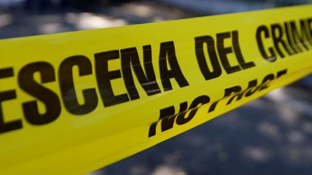  Reportan asesinato en Dorado, hombre dentro de un auto quemado 