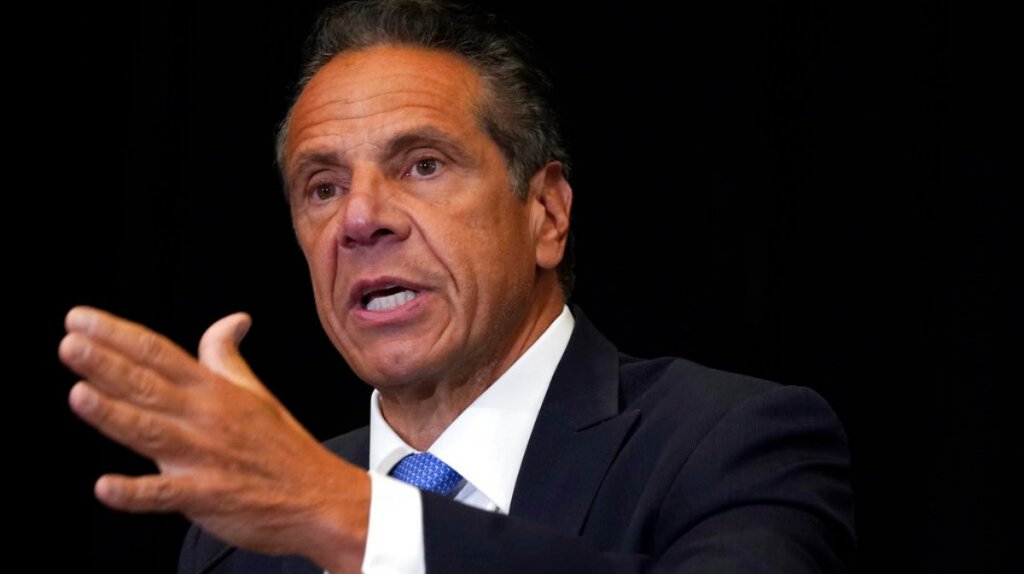  Cuomo insinúa que buscará la gubernatura de NY de nuevo 