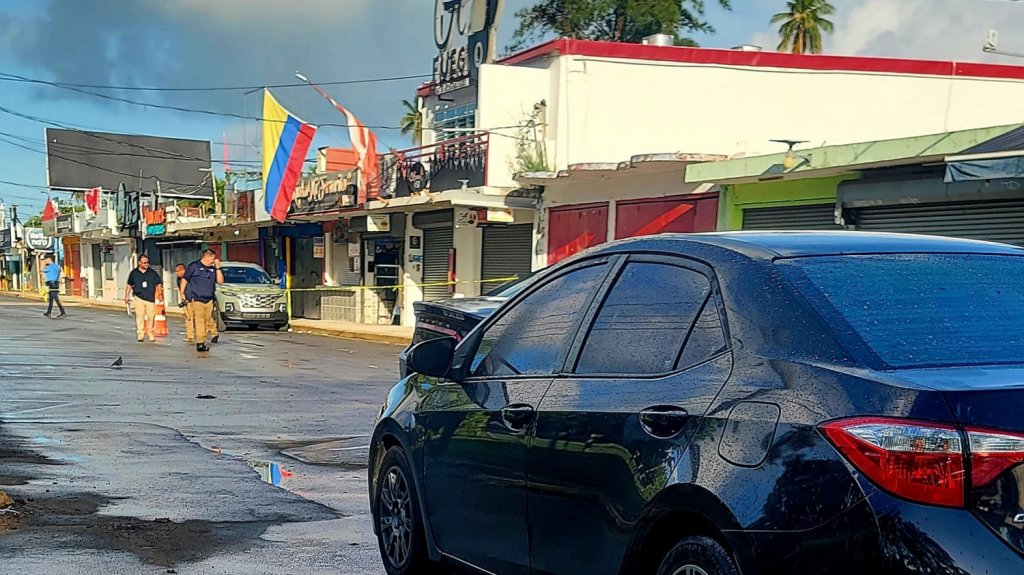  Arrestan a individuo que intentó disparar a policías en los Kioskos de Luquillo 