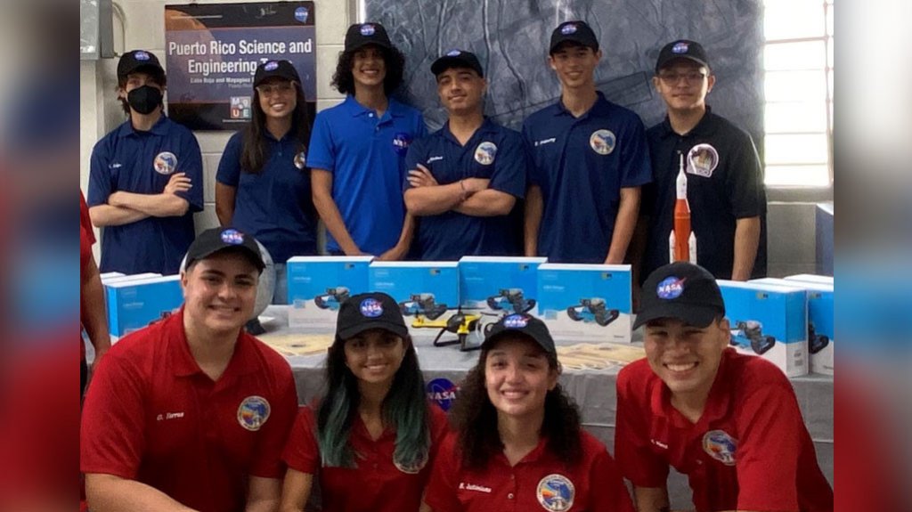  NASA premia a diez estudiantes de CROEM en competencia de misión espacial y robótica 