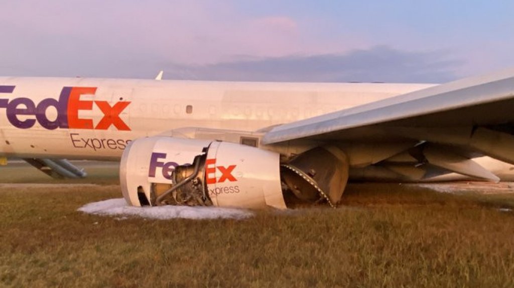  Video: Momento que un avión de FEDEX se sale de la pista en Tennessee 