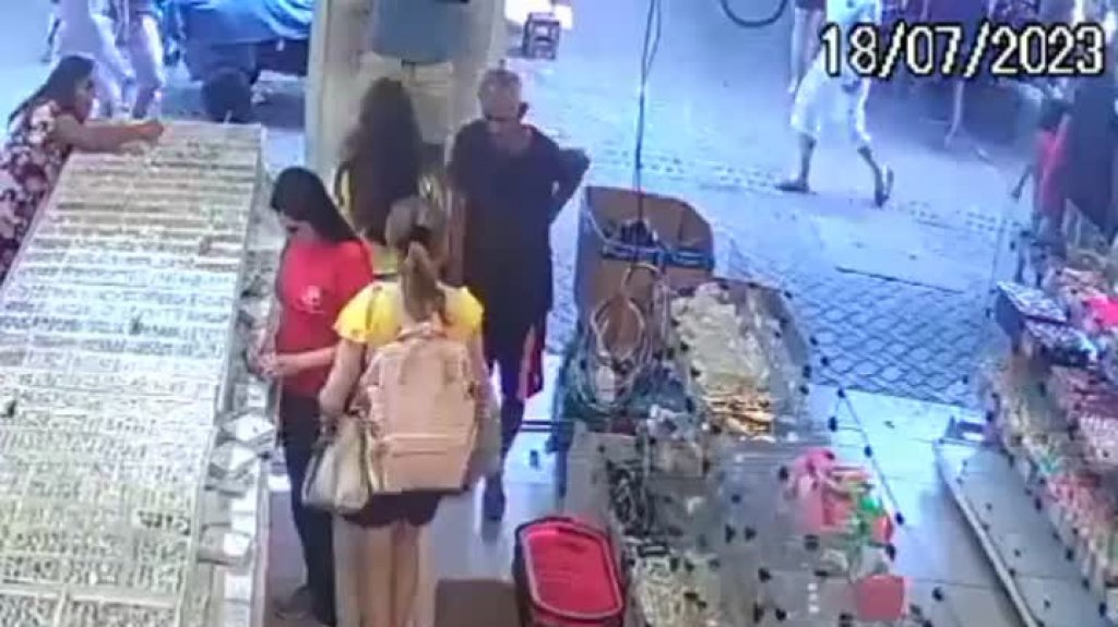  Video: Héroe ciudadano neutraliza a agresor sexual en tienda de Brasil 