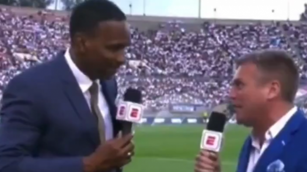  Video: comentarista de Futbol se desmaya durante transmisión en vivo 