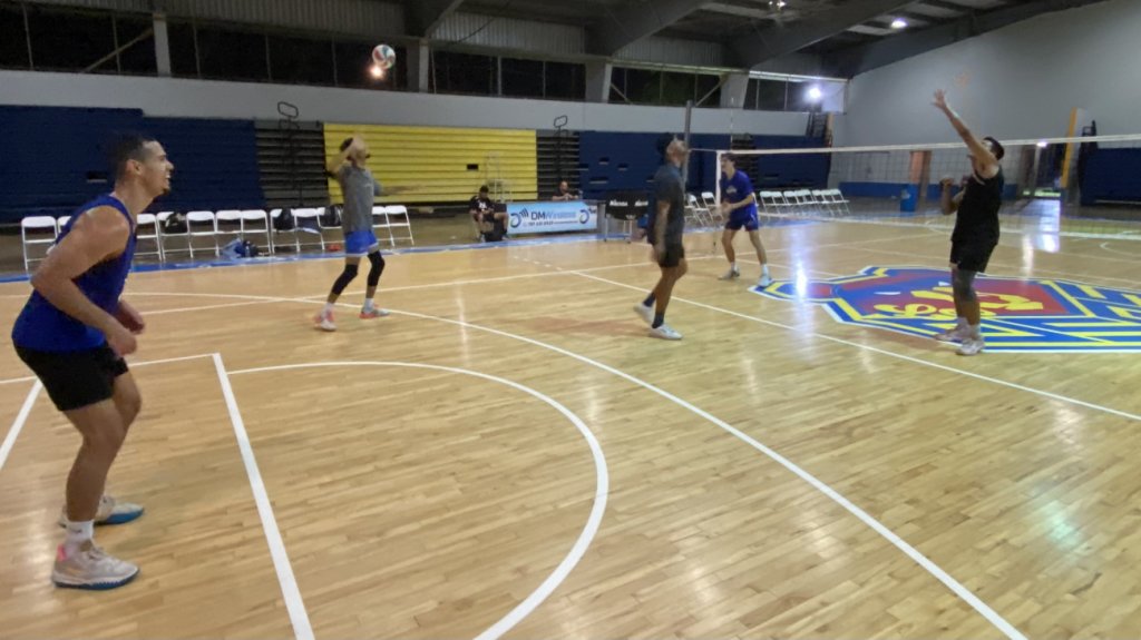  Manatí estrena equipo para la temporada de la Liga Puertorriqueña de Voleibol Masculino 2024 