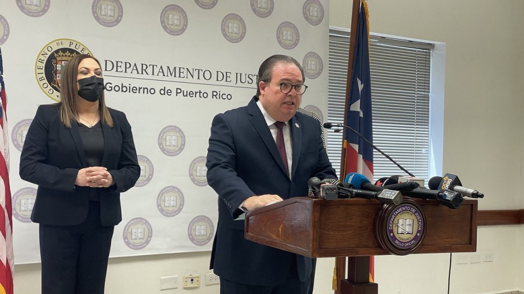  Secretario de Justicia afirma leyes impiden entrega de documentos a la Legislatura sobre investigaciones de Kevin Fret Rodríguez y Carlos Cotto Cartagena 