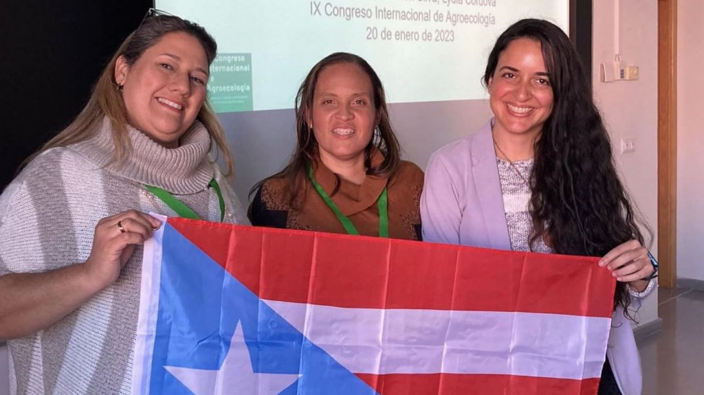  Maestras de Puerto Rico presentan proyecto en el IX Congreso Internacional de Agroecología en Sevilla, España 