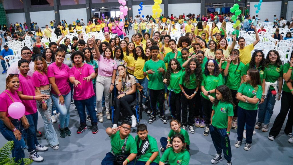  Estudiantes celebran el Día del Cooperativismo Juvenil en San Juan 