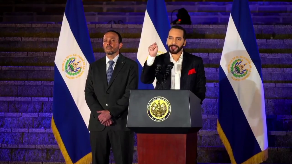  Video: Presiente de El Salvador lanza amenaza a los “maleantes” en la calle 