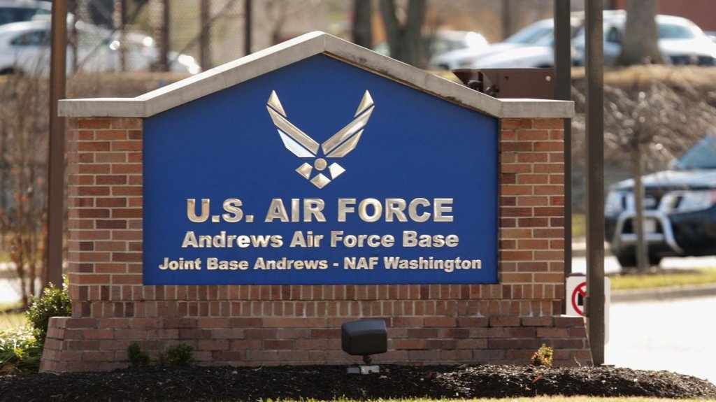  Cierran la Base Conjunta Andrews, hogar del Air Force One, tras reporte de un hombre armado 
