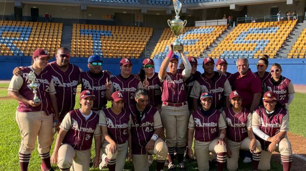  Las Lobas conquistan su décimo campeonato en el béisbol femenino 