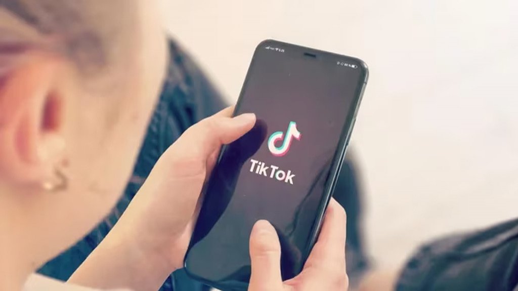  Autoridades en alerta por peligroso reto de TikTok que incita a niños a escapar de casa por 48 horas 