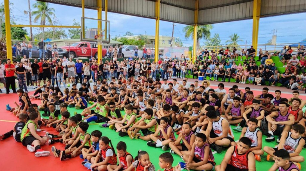  Sobre 300 niños y jóvenes participan del Torneo de Colores barcelonetense 