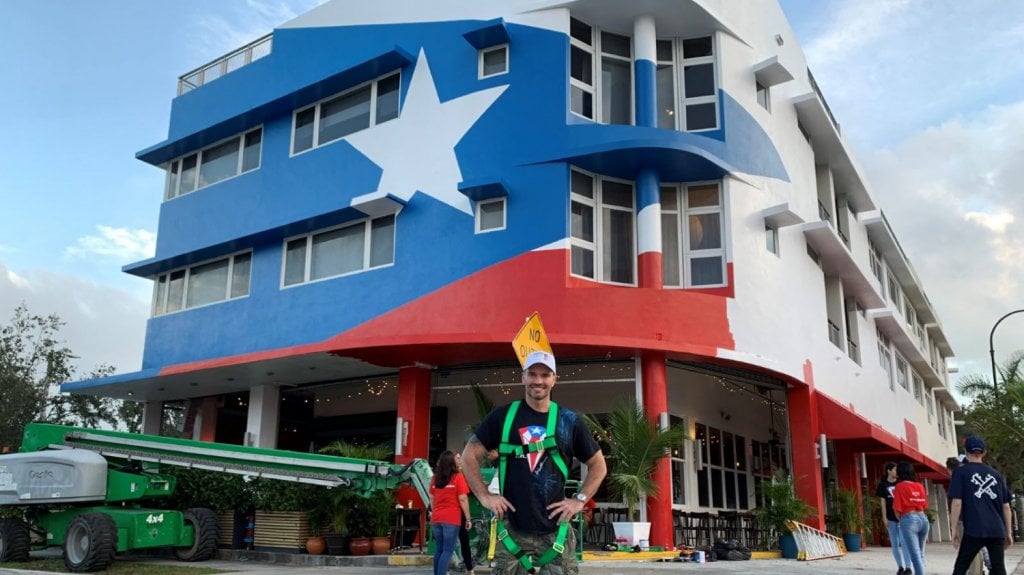  Ordenan borrar bandera puertorriqueña del restaurante “La Placita” en Miami 