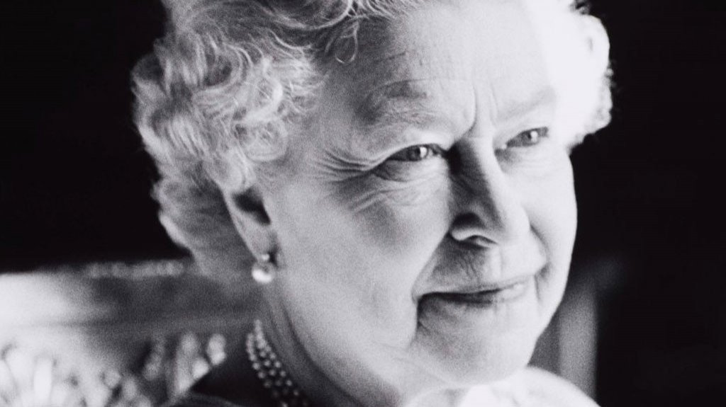  Fallece la reina británica Isabel II 