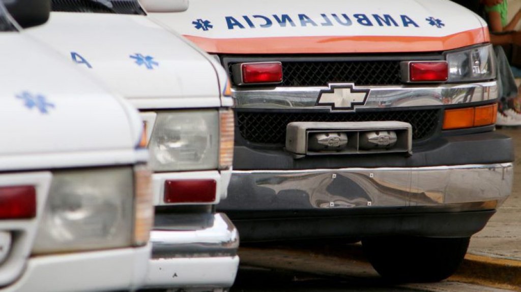  Agentes resultan lesionados en choque vehicular en Guayama 