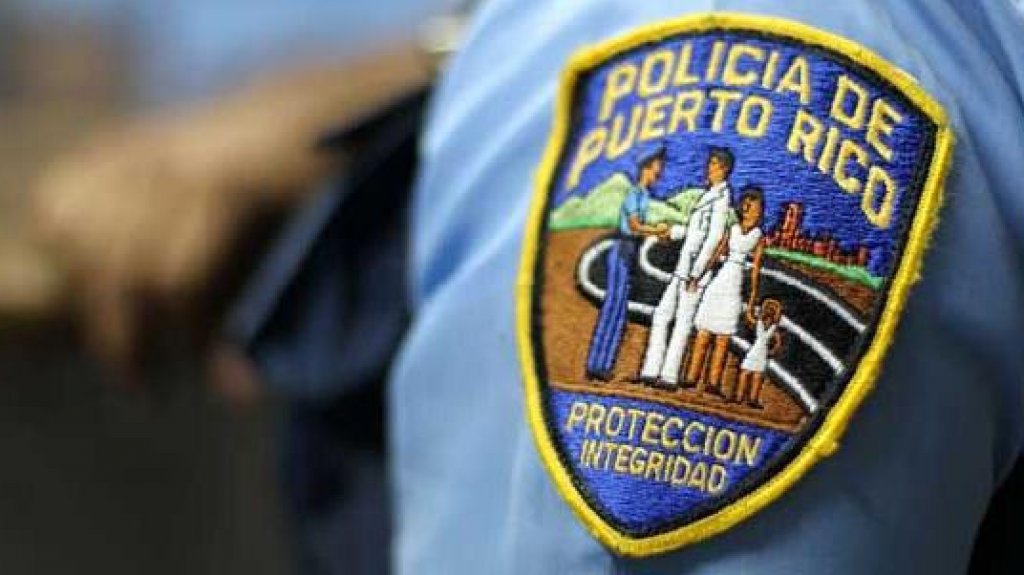  Le roban la cartera mientras estaba de “Shopping” en el pulguero de Hato Rey 