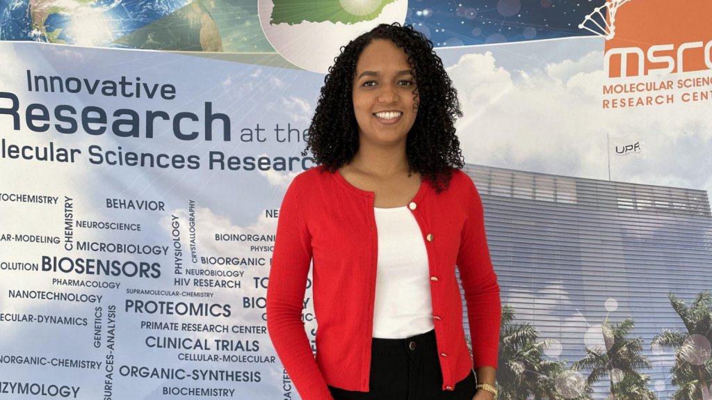  La Primera Puertorriqueña en Obtener un Doble Doctorado en Química en Puerto Rico y Francia 