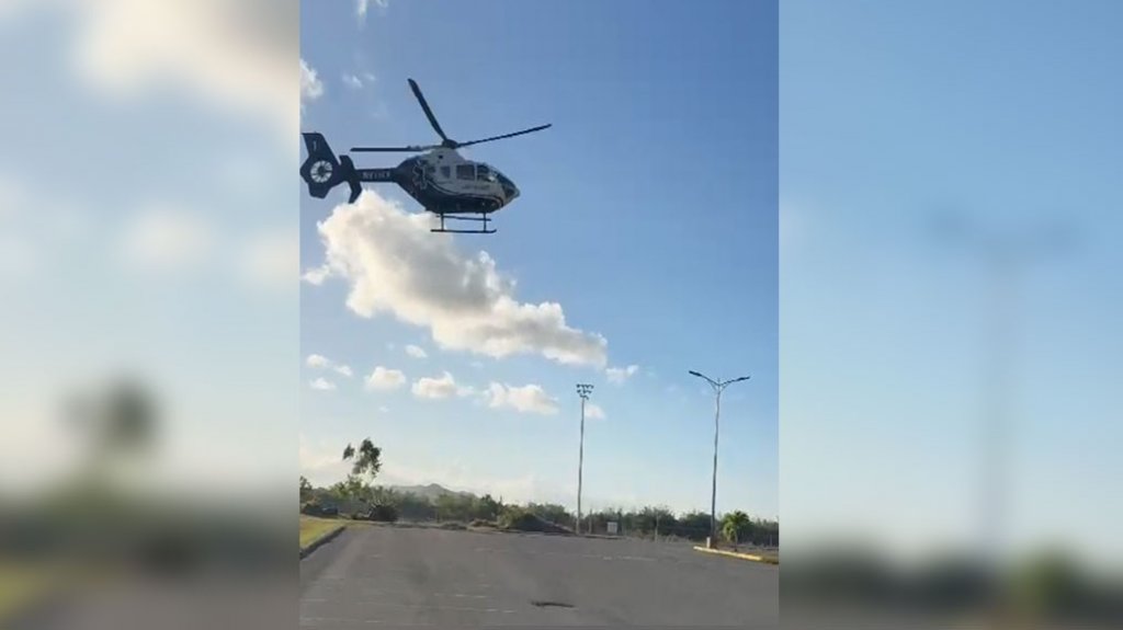  Video: Momento que llega ambulancia aérea a transportar conductor de motora que sufrió accidente grave en Gurabo 