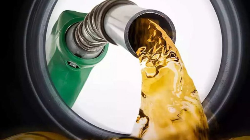  Gasolina regular baja otros dos centavos por litro y queda en 86.7 