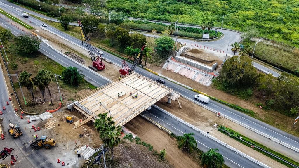  Instalación vigas de puente en la PR-2 de Yauco entre jueves y viernes obligará a cierre total de la vía en ambas direcciones 