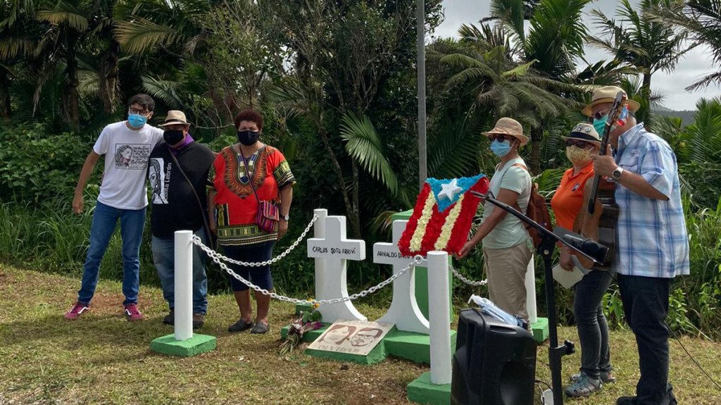  Recuerdan a independentistas asesinados en el Cerro Maravilla pese a pandemia 