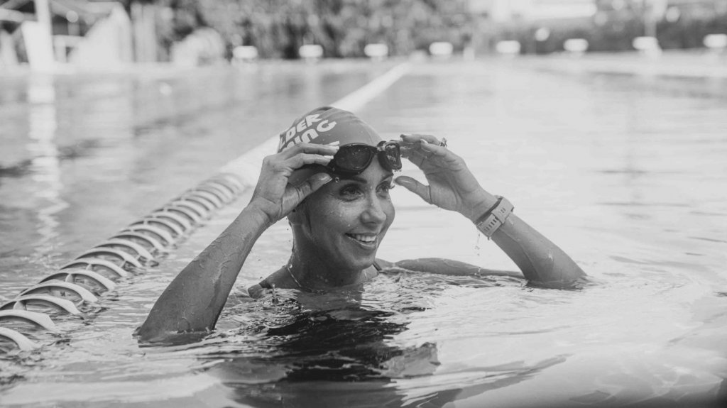  Atleta Beatriz Higuerey se convierte en primera fémina en la isla en nadar 12 horas en una piscina durante evento “Brazadas por la Inclusión Special Olympics PR” 