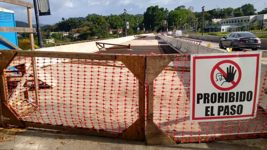  Cierran temporalmente puente de entrada al casco urbano de Ciales 