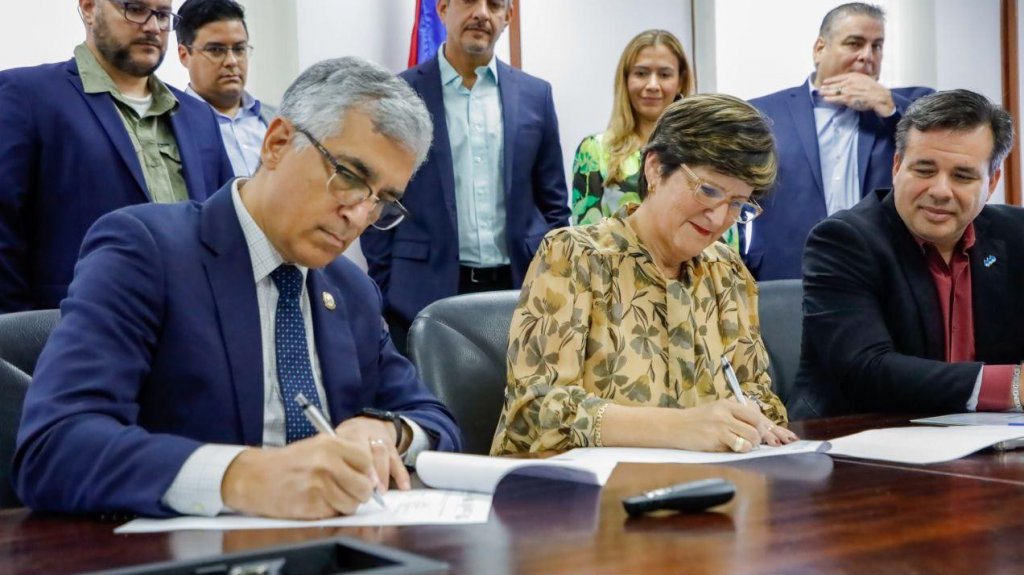  AAA y Universidad de Puerto Rico en Mayagüez firman Acuerdo de Colaboración 