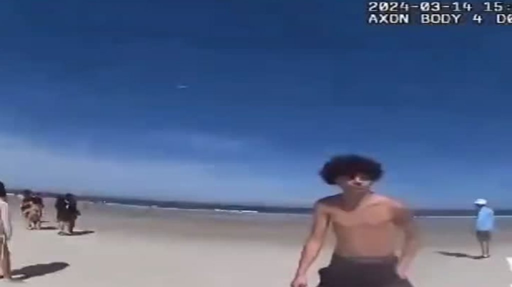  Video del momento en que policías rodean “Chamaquito de 16 años por apuntar con un arma de fuego a personas en el ‘spring break’ en playa de Florida 