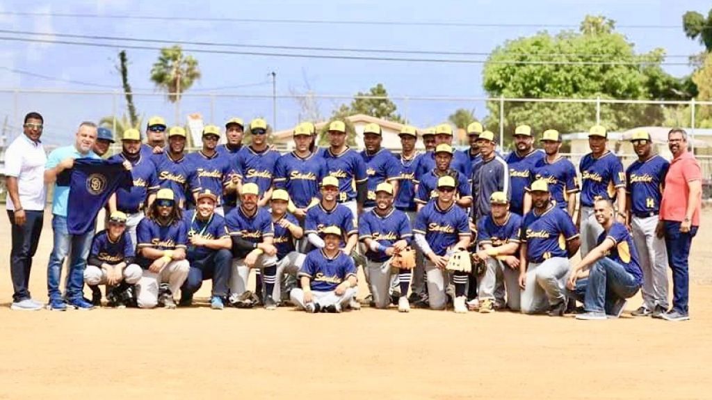  Vega Baja y Salinas se proclaman campeones regionales de la Clase A 