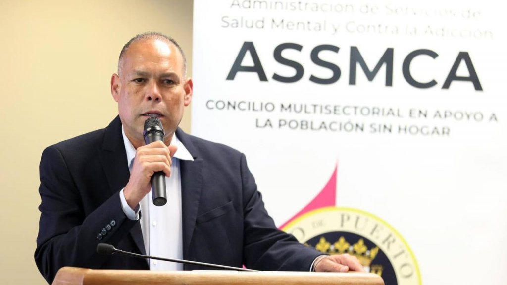  ASSMCA anuncia proyecto para fortalecer la salud mental en los complejos de vivienda pública y prevenir suicidios 