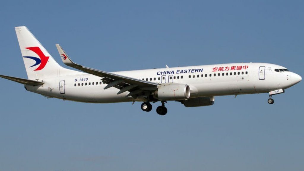  China Eastern suspende las operaciones de todos sus Boeing 737-800 tras la catástrofe de su avión en el sur de China 