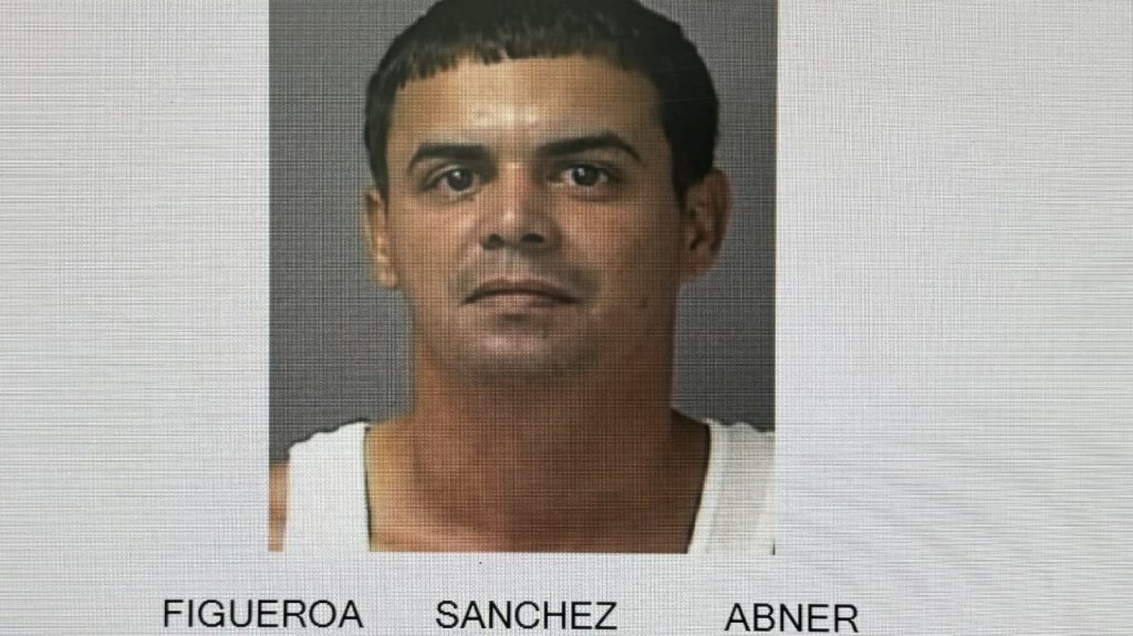  A la cárcel hombre residente en el pueblo de Florida por maltratar a su padre 