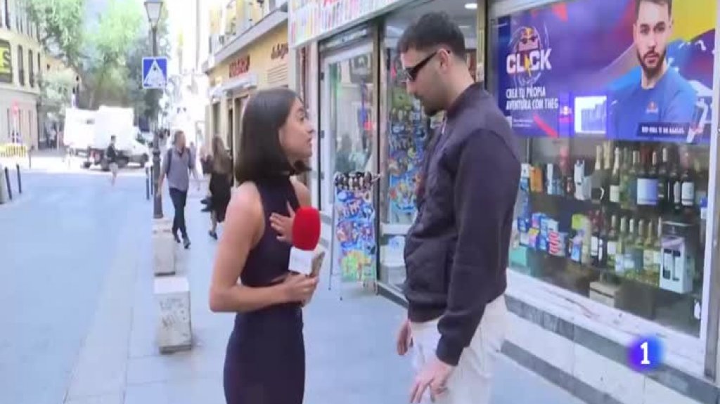 Video: En Madrid arrestan a hombre que “Le agarró” una nalga a una reportera en vivo 
