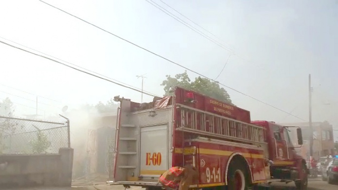 Video: Incendio destruye residencia en Barrio Obrero
