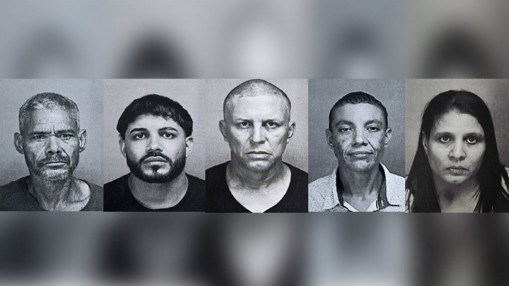  Cinco arrestados en Bayamón por diversos delitos 