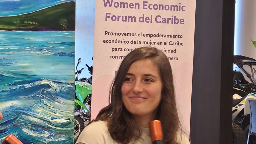  Tatiana Calderón, primera mujer piloto F2, en Women Economic Forum Caribe 